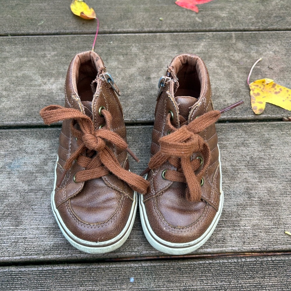 Brown Kids High-Top Shoes